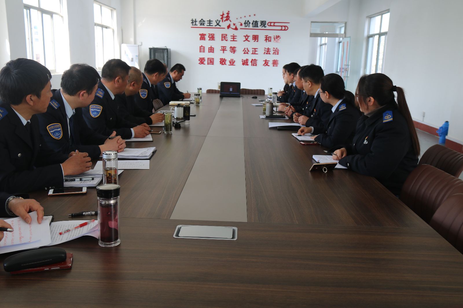 公交集團權屬單位開展黨員學習日活動